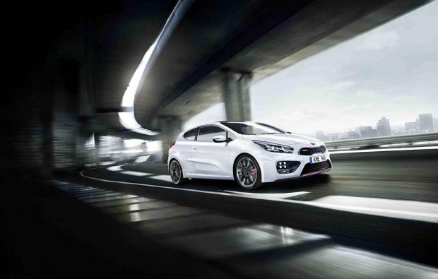 kia-pro-ceed-gt-driving