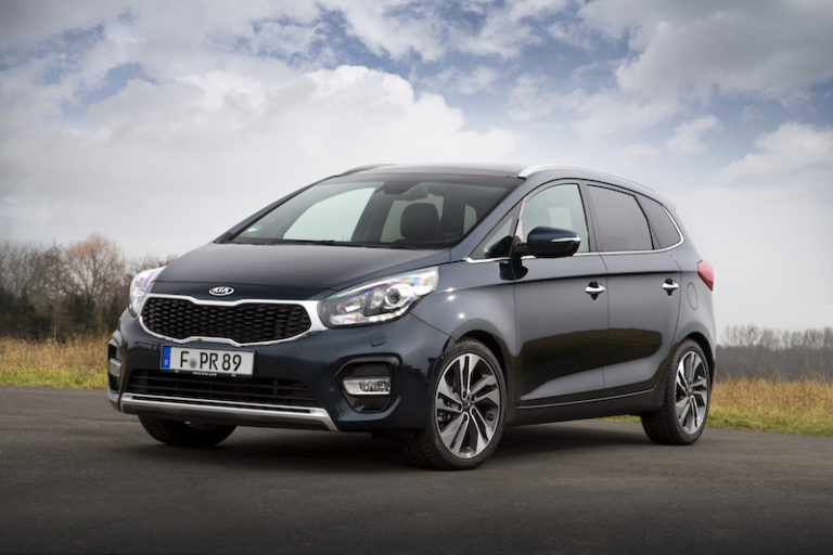 Kia carens 2015