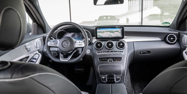 2018 Mercedes-Benz C-Klasse Cockpit