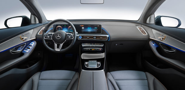 2019 Mercedes-Benz EQC Cockpit
