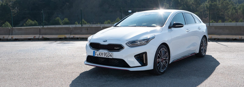 2019 Kia ProCeed GT weiss Front