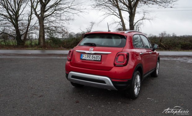 Fiat 500X 1.3 GSE City Cross Amore Rot Heck