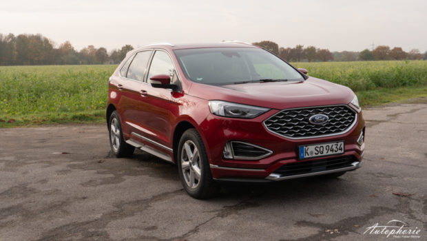 2019 Ford Edge Vignale Front