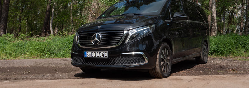 Mercedes-Benz EQV 300 lang obsidianschwarz metallic