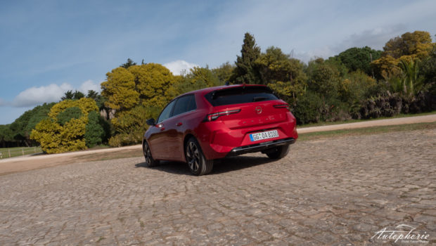 2022 Opel Astra 1.5 Diesel Elegance Heck