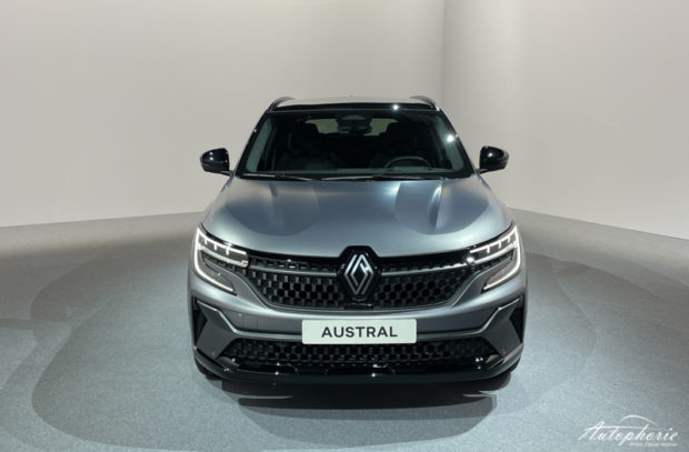 2022 Renault Austral Esprit Alpine Front