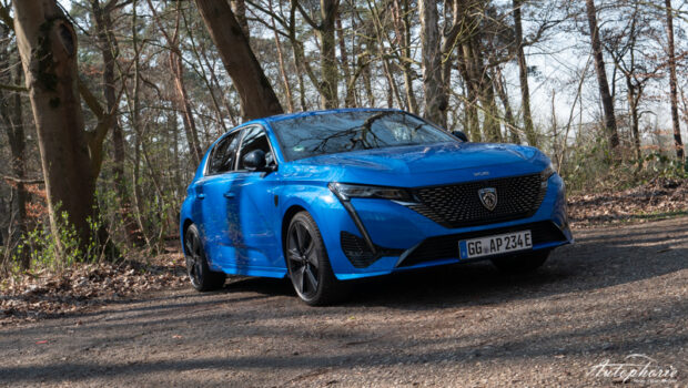 2022 Peugeot 308 GT Hybrid 225 Vertigo Blue Front