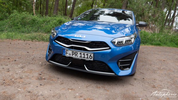 2022 Kia Ceed Facelift GT-Line Blue Flame Front