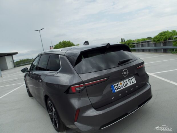 2022 Opel Astra Sports Tourer Elegance Heck Vulkan Grau Metallic
